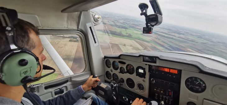 Zdjęcia z dużej wysokości z samolotów załogowych